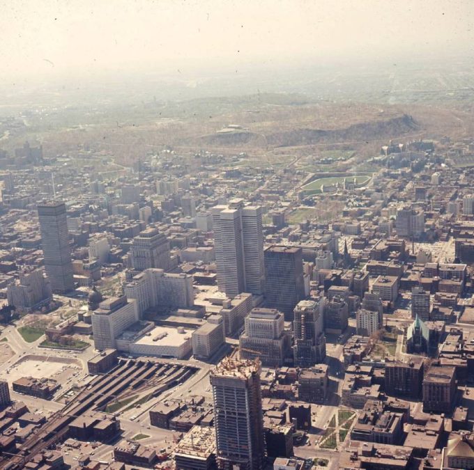 Archives de la Ville de Montréal. VM94-Ad9-21. 1964.